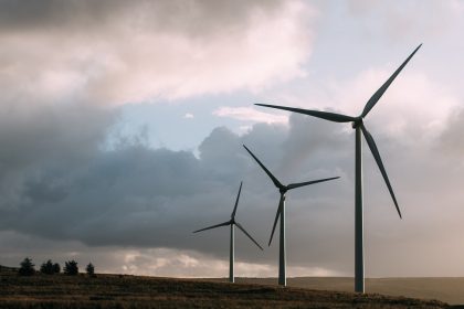 Funding the Future: How Investors Are Fueling the Wind Energy Revolution